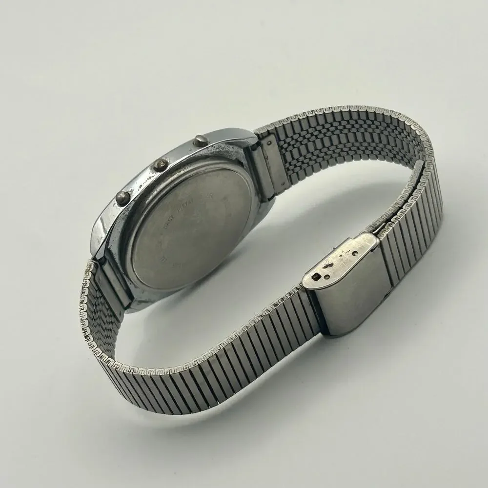 Vintage 1980s Crono Alarm Silver Tone St. Steel Digital Quartz Watch